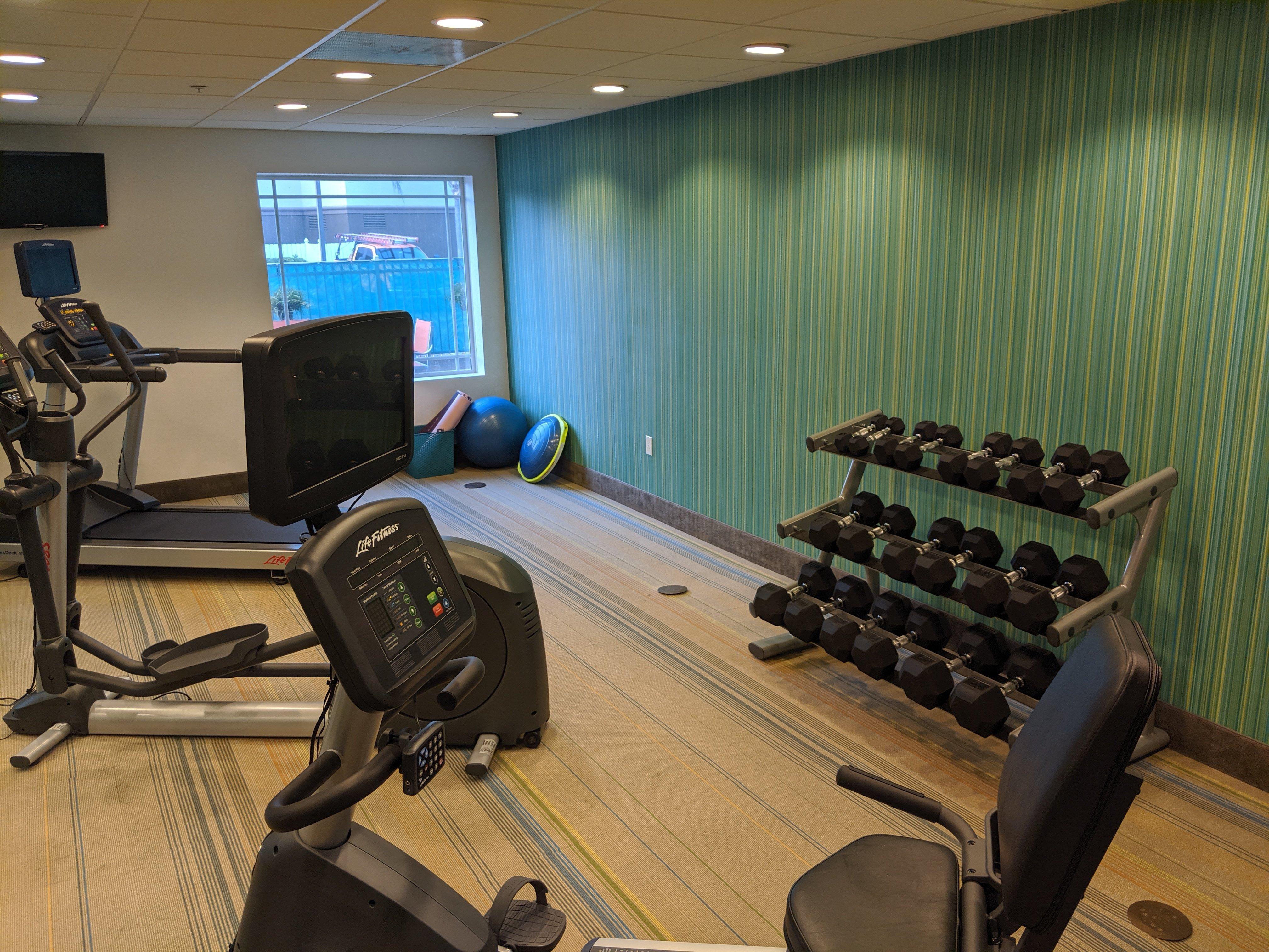 Holiday Inn Express Venice By Ihg Venice Gardens Exterior photo